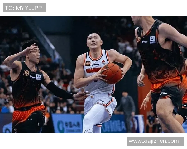 2021年CBA天津队对阵广东队精彩赛事回顾与分析 2021年CBA天津队对阵广东队精彩赛事回顾与分析